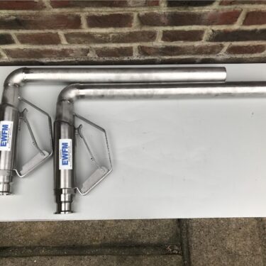 2 x 1.5” Manual Nozzles manufactured in stainless steel with tri clamp connections