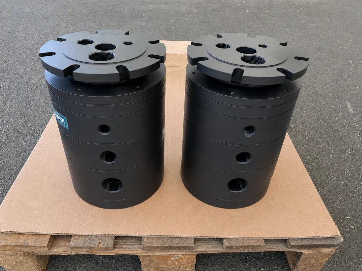 2 x 3 Port Multiport Rotary Unions ready at the EWFM warehouse