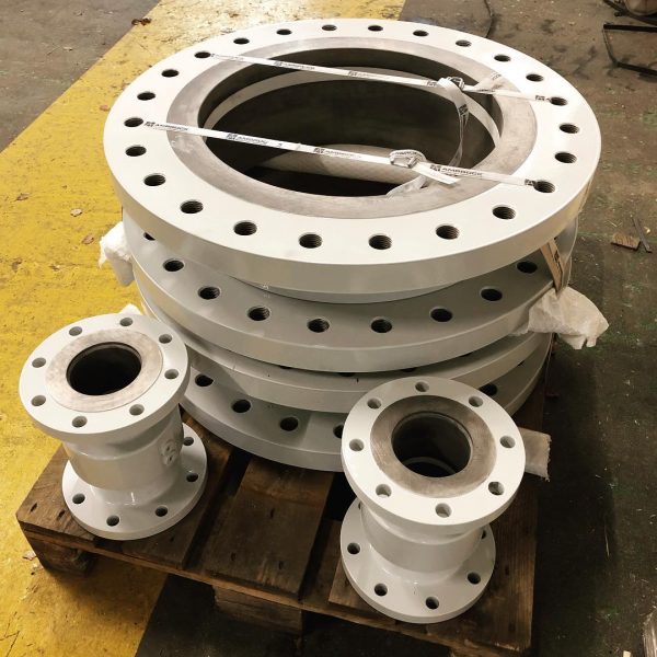 20-and-4-Inch-Engineered-Swivel-Joints-in-Carbon-Steel-construction-with-ASME-150lb-flanges.jpg