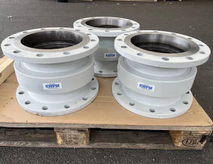 Three 10” Carbon Steel Swivel Joints with PN16 flanges