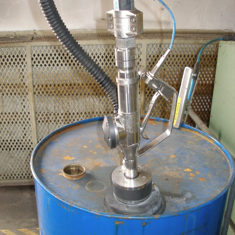 AZV Nozzle during the filling process of a Drum