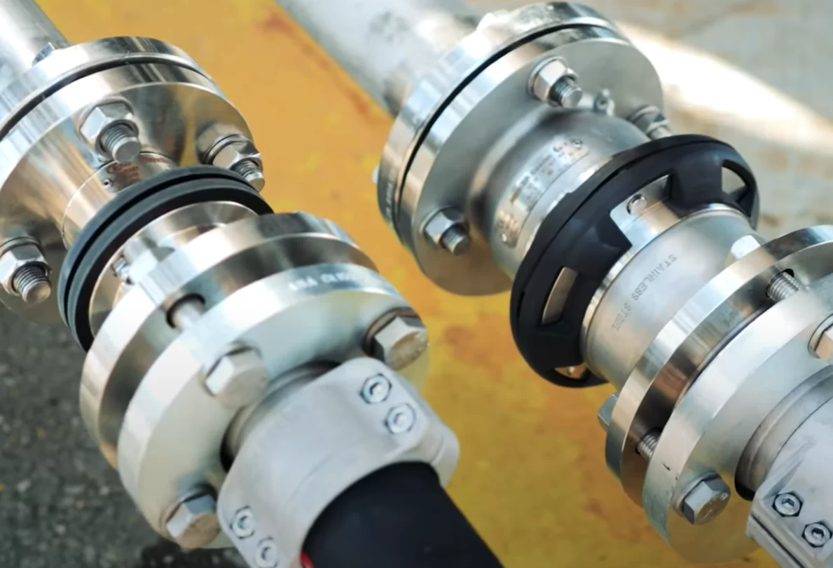 Loading Arm Breakaway Coupling