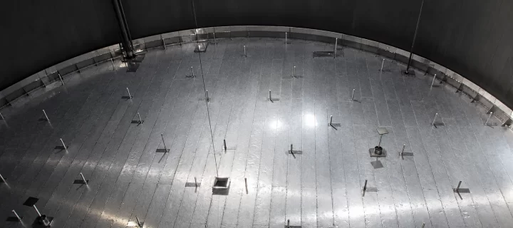 Internal Floating Roofs and the Energy Transition
