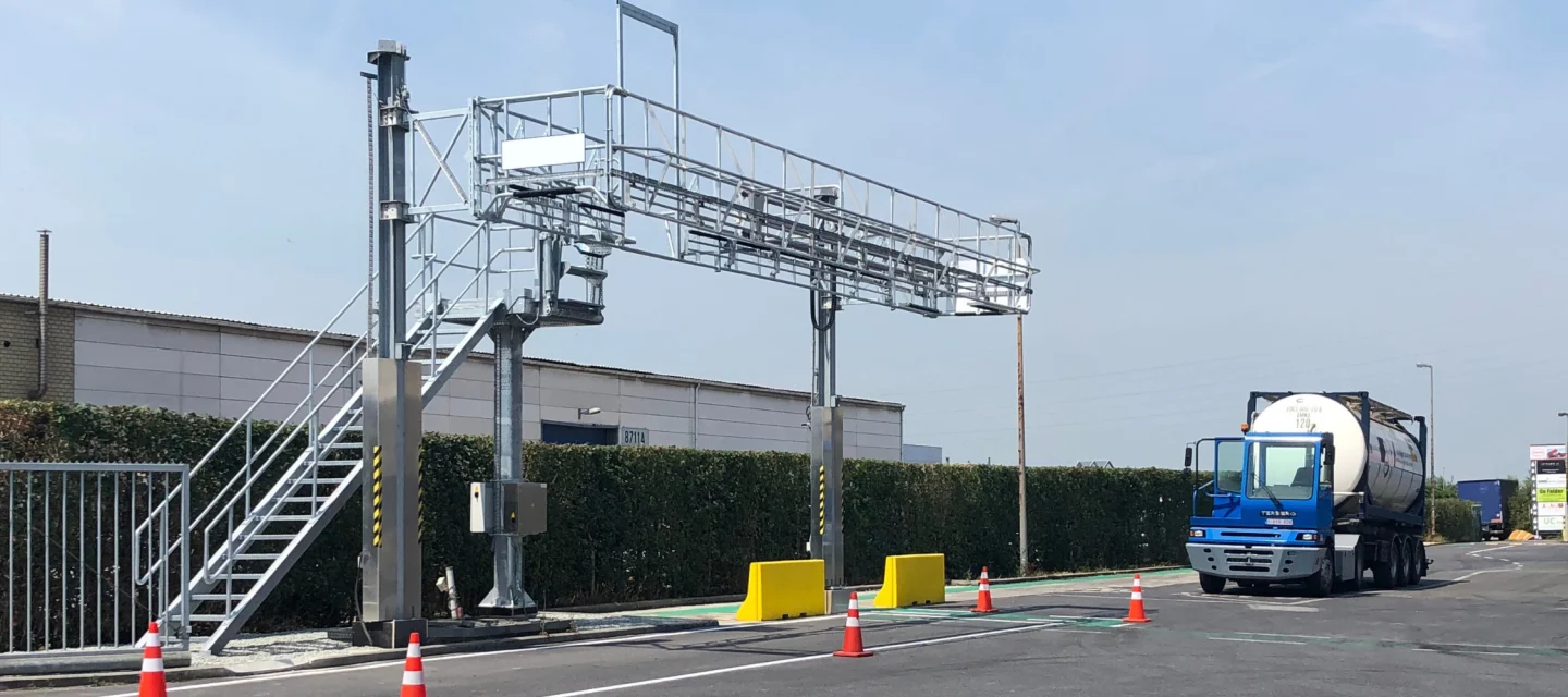 6 Common Mistakes When Specifying Safety Access Systems (and How to Avoid Them)