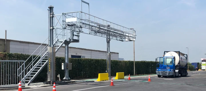 6 Common Mistakes When Specifying Safety Access Systems (and How to Avoid Them)